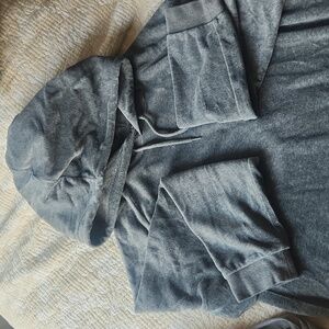 H&M mens velour hoodie